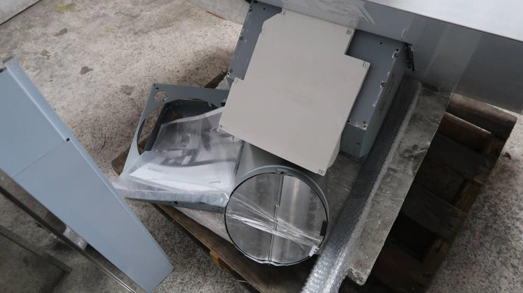 Bosch 800 Series 42" 600 CFM Convertible SS Island Chimney Range Hood HIB82651UC - Alabama Appliance