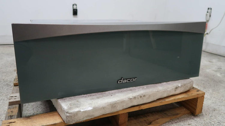 Dacor Preference 30 Inch Fully Extendable Glass Front Warming Oven PW30GN