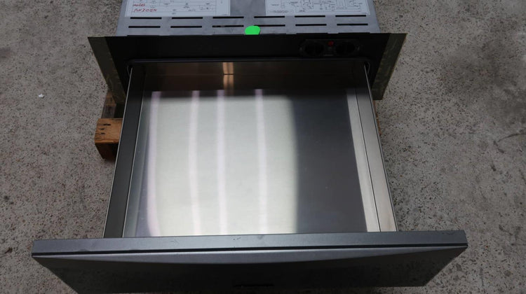 Dacor Preference 30 Inch Fully Extendable Glass Front Warming Oven PW30GN