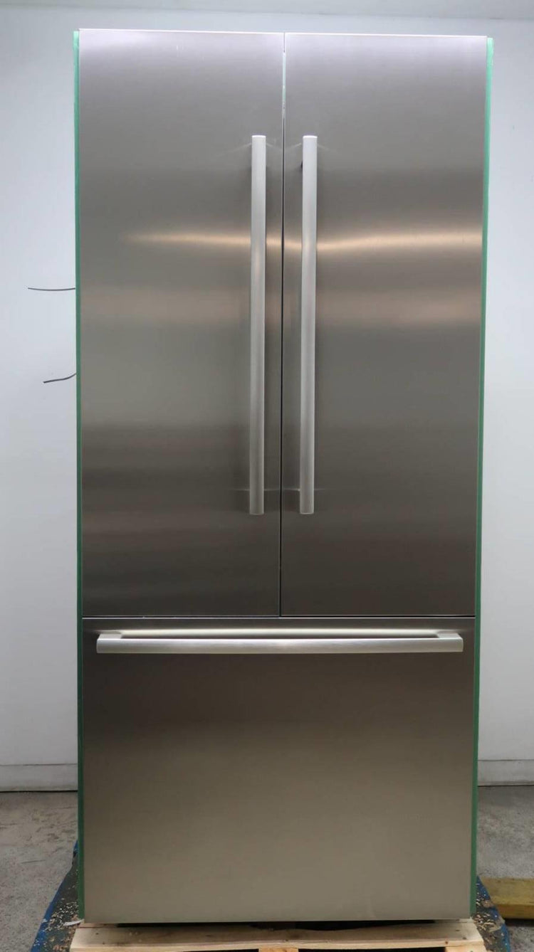 Bosch Benchmark Series 36" 19.4 cu.ft LED French Door SS Refrigerator B36BT930NS