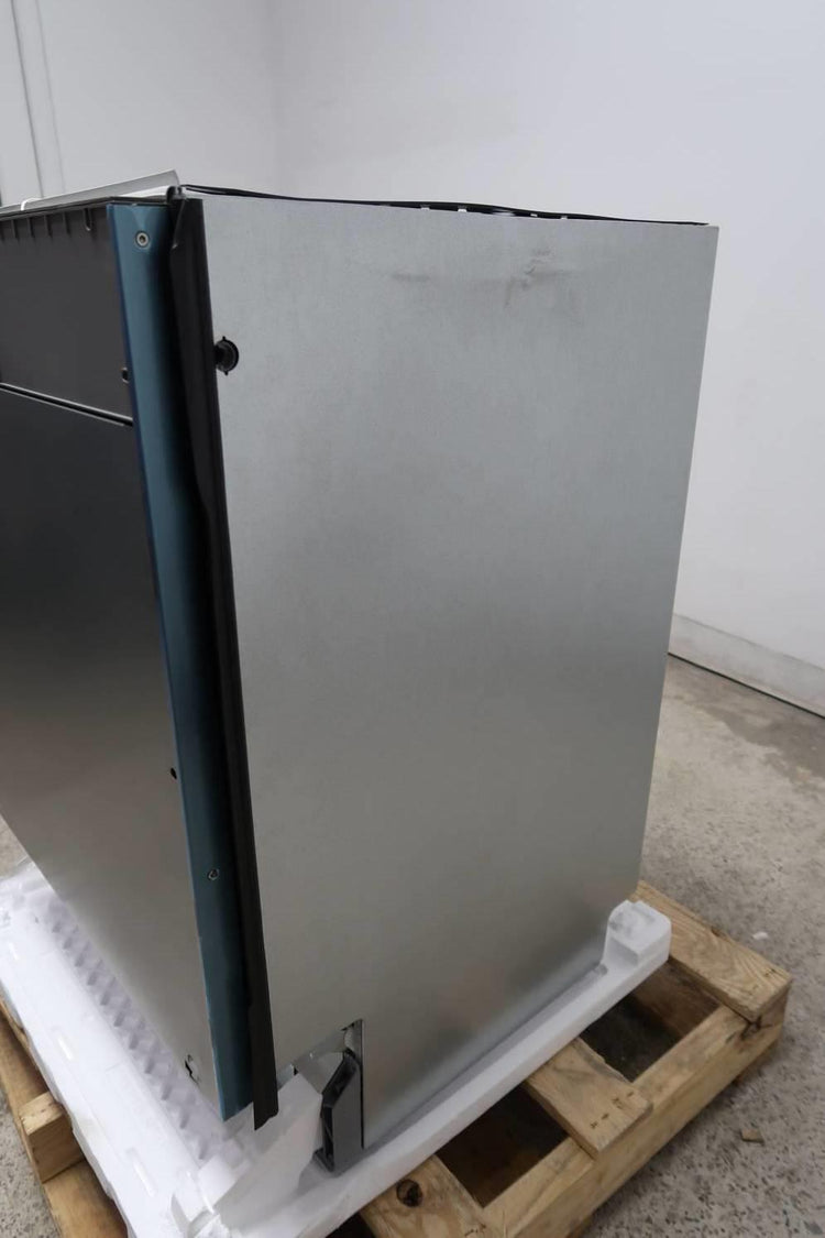 Gaggenau 200 Series 24" 44dB Delay Start Smart Panel Ready Dishwasher DF210700