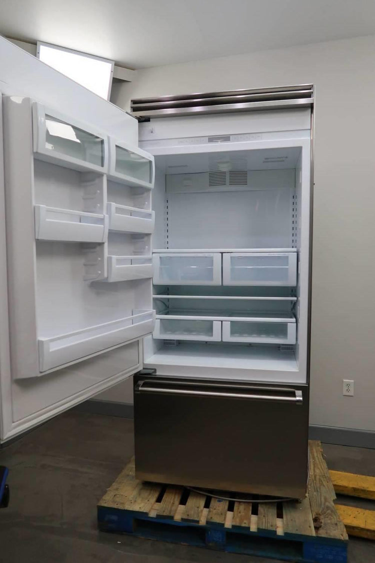 Viking Professional 5 Serie '20 36" Stainless Built-In Refrigerator VCBB5363ELSS