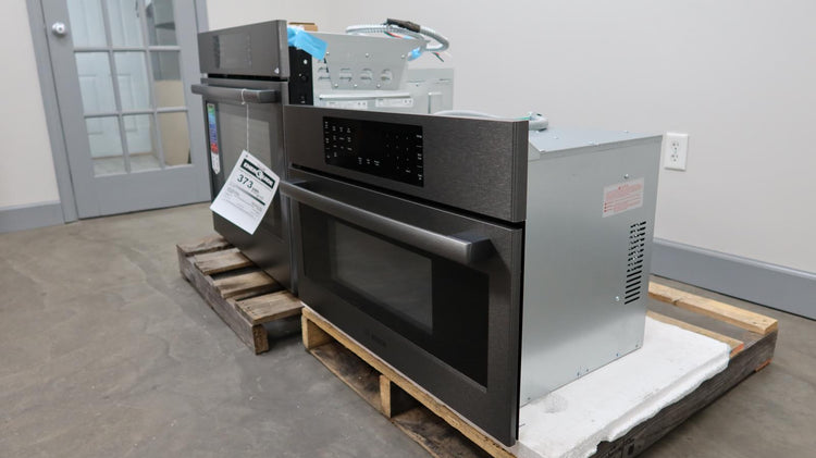 Bosch 800 Series 30" SpeedChef Programs Smart Combination Speed Oven HBL8743UC