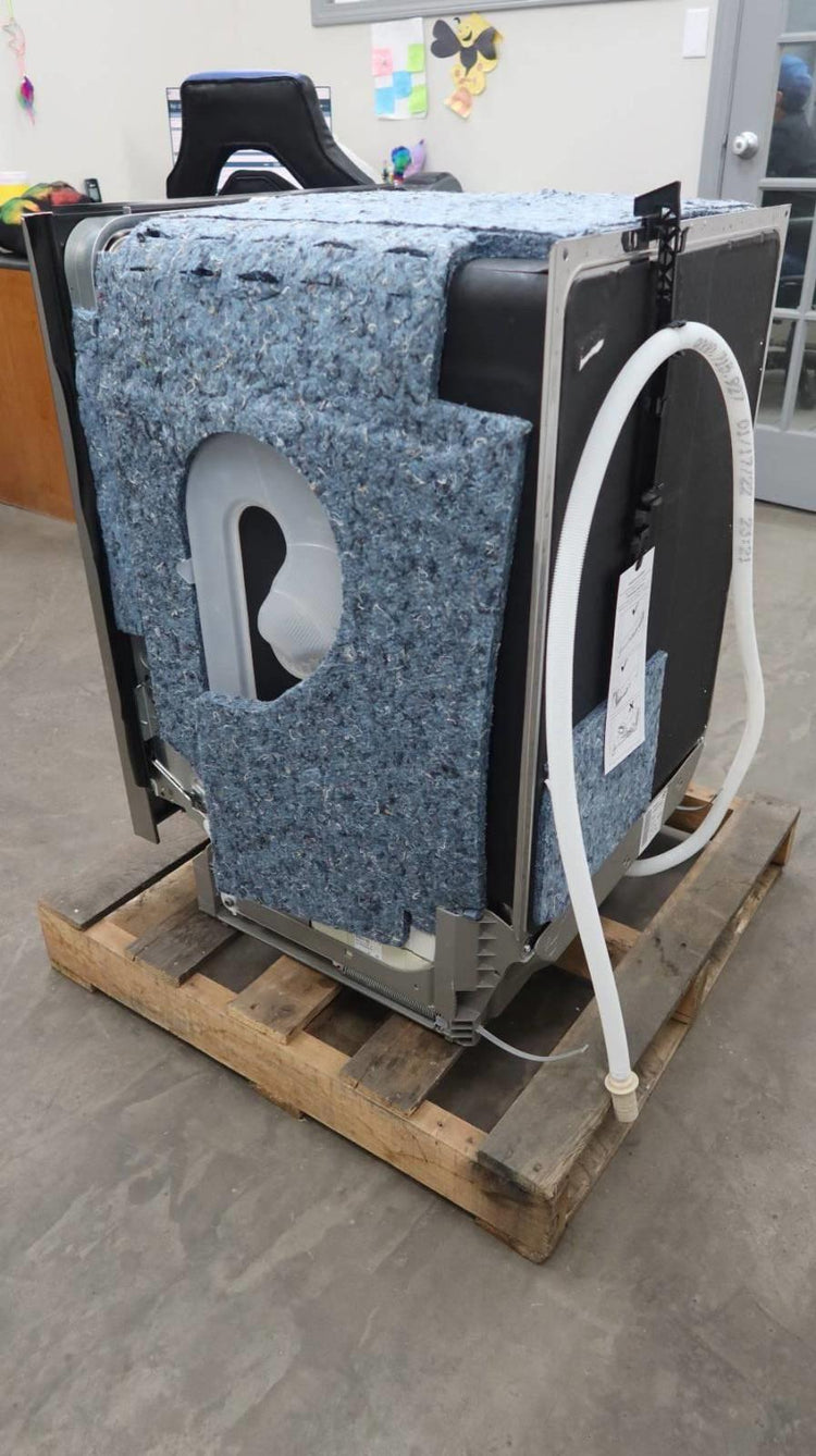 Bosch 800 Series 24" Crystal Dry 42 dB InfoLight Stainless Dishwasher SHEM78Z55N