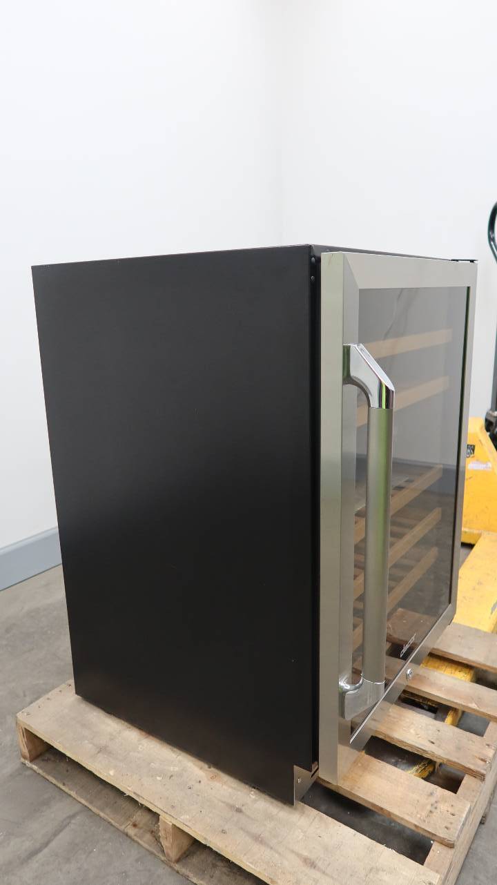 Dacor Renaissance 24 Inch 46-Bottle Capacity Built-in Wine Cooler RNF242WCR