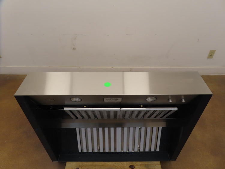 Trade-Wind Pyramid Style P724212 42" 1200 CFM SS Outdoor BBQ Vent Hood