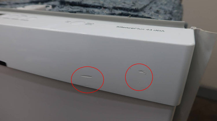 Bosch 300 Series White 24" 44dbA 3rd Rack Integrated Dishwasher SHSM63W52N