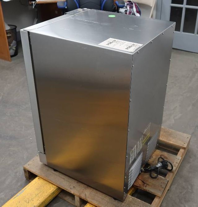 Broilchef Premium Stainless Steel 4.1 Cu.Ft. Outdoor Compact Refrigerator RF40D