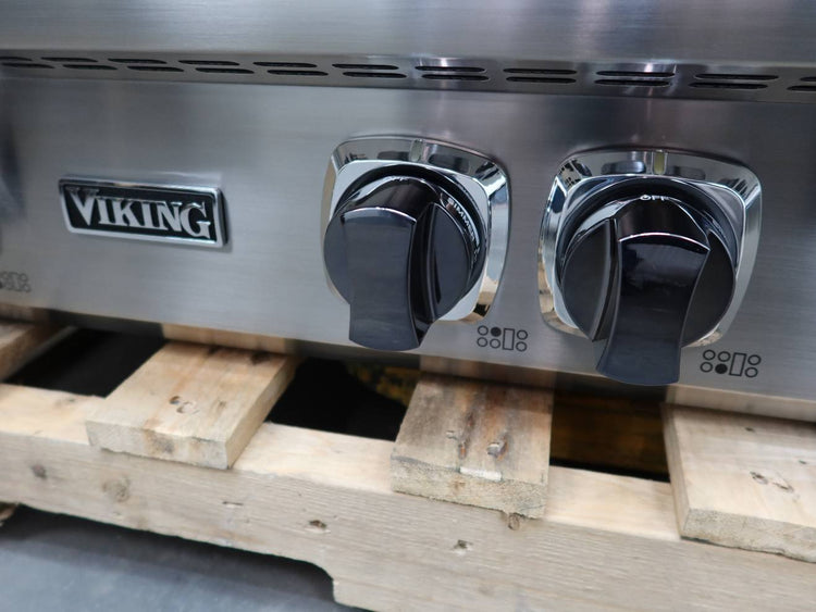 Viking '21 7 Series 48" 6 Viking Burners + REV Griddle Gas Rangetop VRT7486GSS