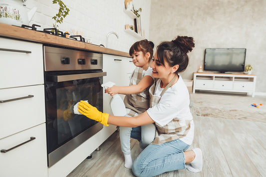 How to clean an electric oven?