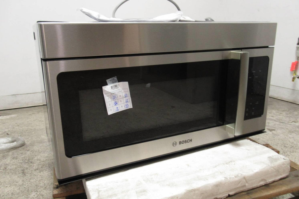 Bosch 300 Series 30" 300 CFM Over-the-Range Microwave Oven HMV3053U