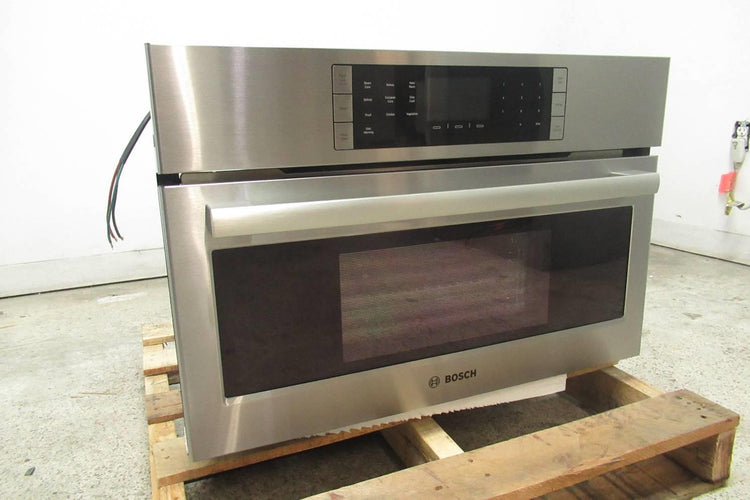 Bosch 30" 1.4 cu.ft European Convection Benchmark Series Steam Oven HSLP451UC