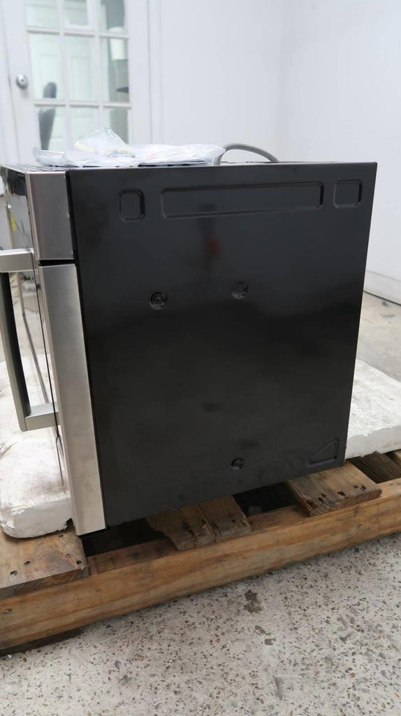 Bosch Benchmark 30" SS 385 CFM Convection Over-the-Range Microwave HMVP053U - Alabama Appliance