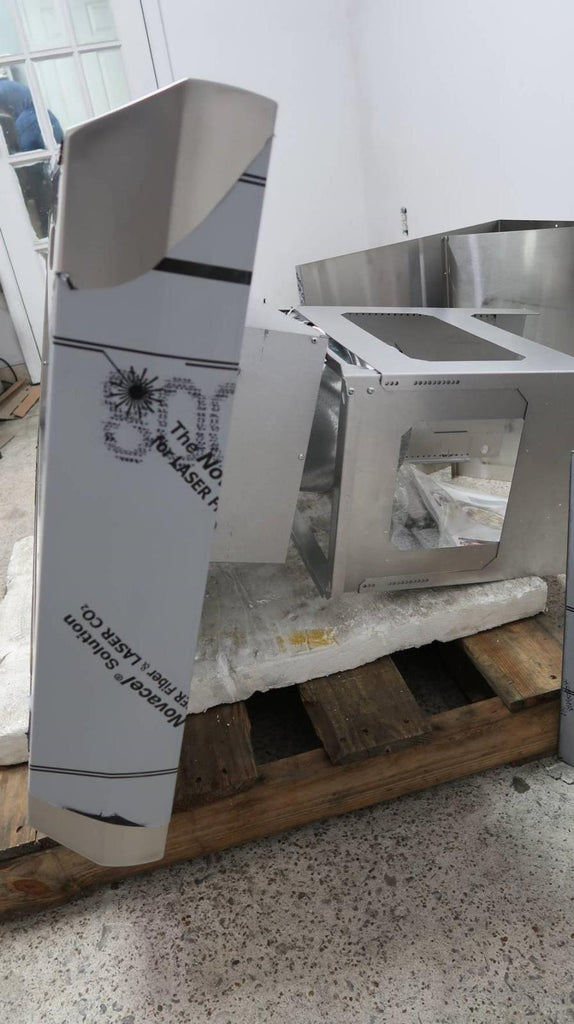 NIB Thermador Professional Serie 42" LED Light Professional Island Hood HPIN42WS