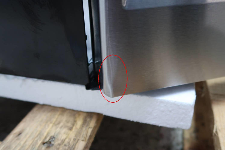 Bosch Benchmark 30" SS 385 CFM Convection Over-the-Range Microwave HMVP053U