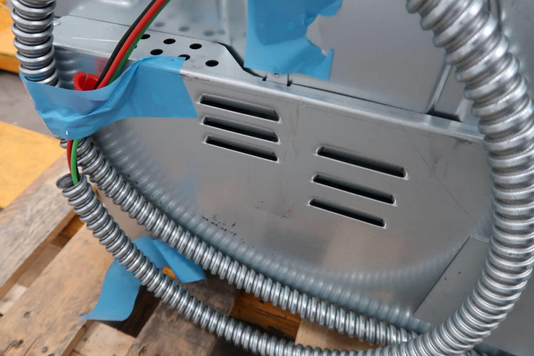 Bosch 500 Series 24" 11 Mode SS Home Connect Single Electric Wall Oven HBE5452UC