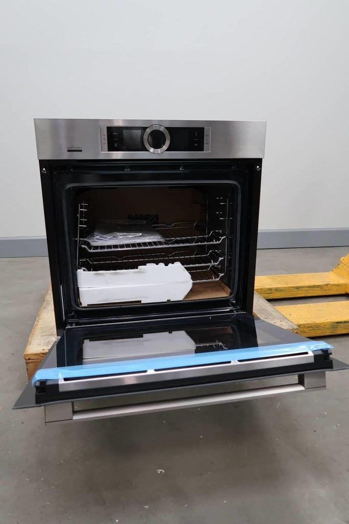 Bosch 500 Series 24" 11 Mode SS Home Connect Single Electric Wall Oven HBE5452UC