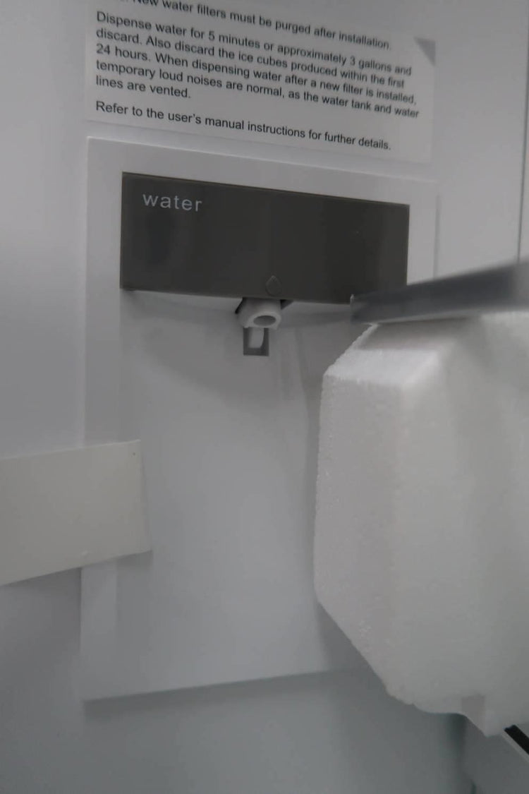 Bosch 800 Series 36" SS Counter Depth French Door Smart Refrigerator B36CL80SNS