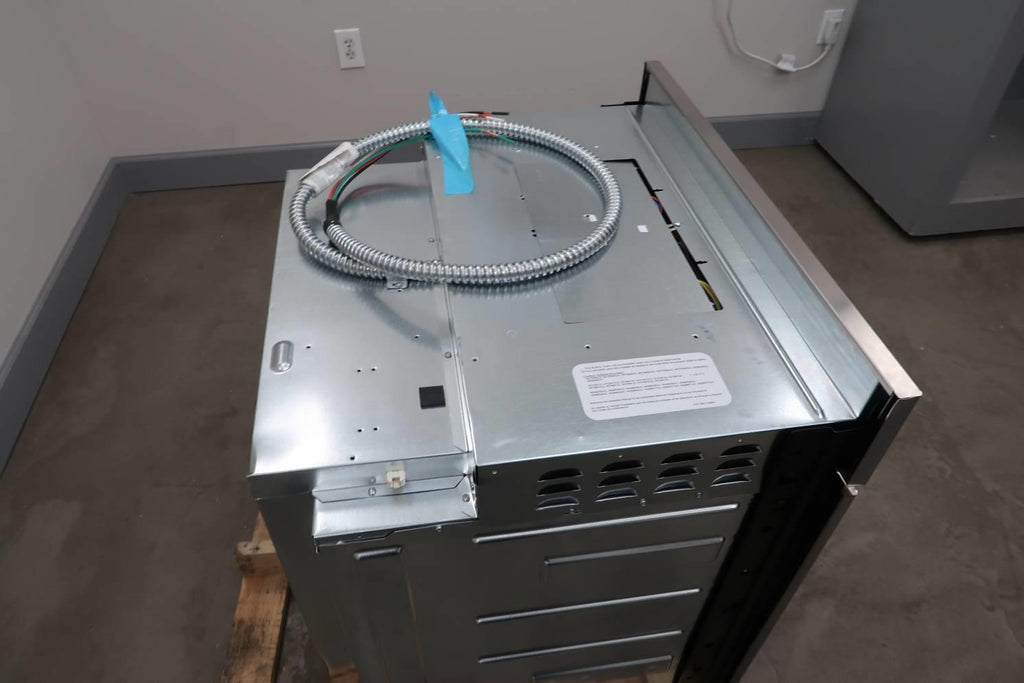 Bosch 500 30" 4.6 cu.ft SS European Convection Electric Wall Oven HBL5451UC - Alabama Appliance
