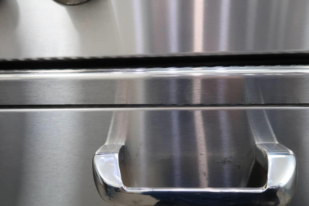Lynx Professional Grill Series 54" 1555 sq.in Cooking Zone NG Grill L54TRFNG