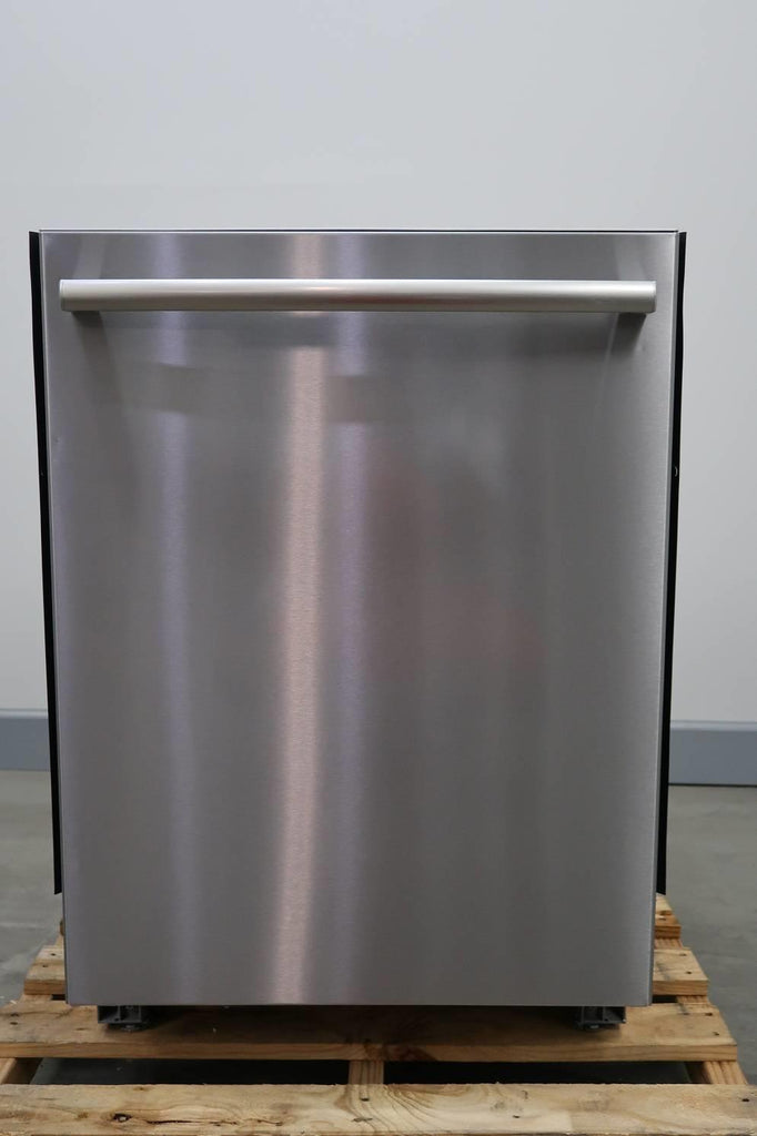 Bosch Ascenta 24" SS 15 Place Setting Integrated 48dB Dishwasher SHXM4AY55N