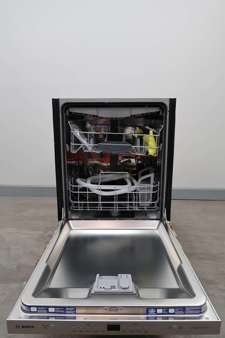 Bosch Ascenta 24" SS 15 Place Setting Integrated 48dB Dishwasher SHXM4AY55N