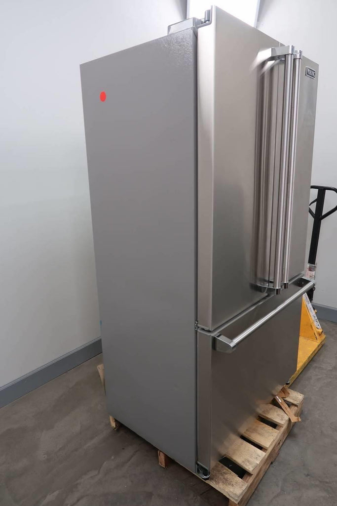 Viking 3 Series '15 36" Stainelss 22.1 Cu.Ft French Door Refrigerator *RVRF336SS