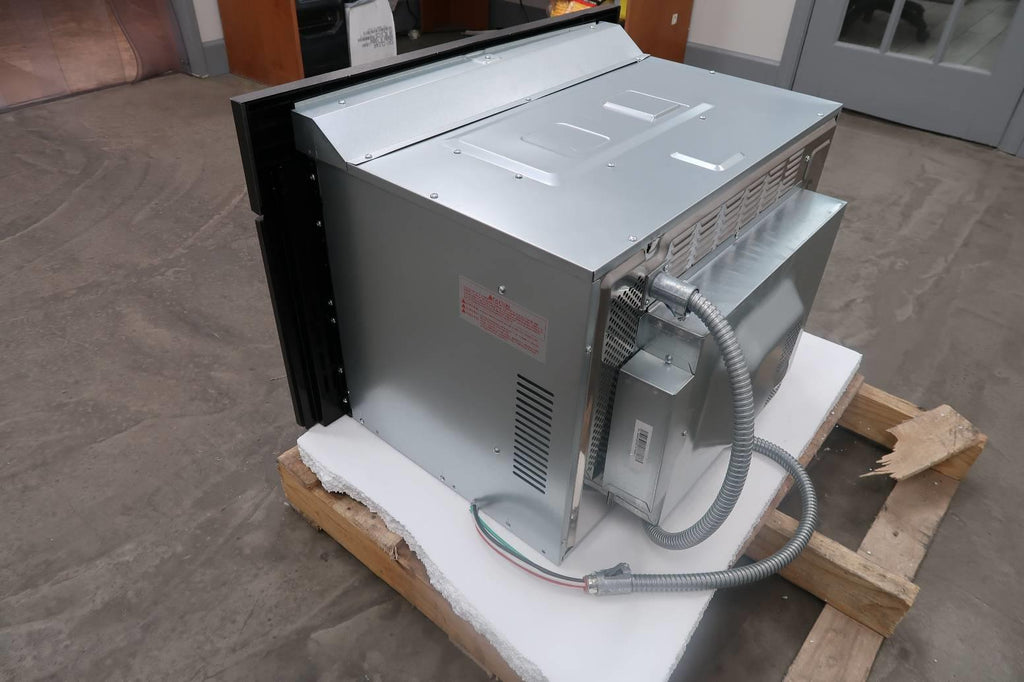 Bosch 800 Series 30" Electric Combination 1.6 cu. ft Single Wall Oven HMC80242UC