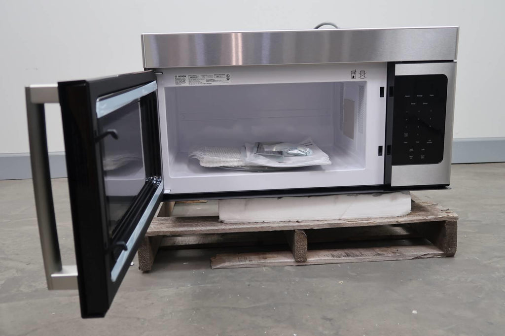 Bosch 300 30" 300 CFM Ventilation Over-the-Range Microwave Oven HMV3053U - Alabama Appliance