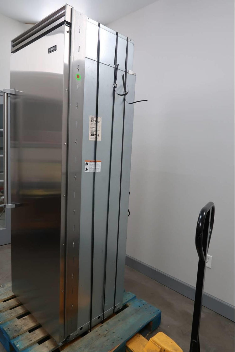 Viking Professional 5 Serie '18 30" 18.4 cu.ft Built-In Refrigerator VCRB5303RSS - Alabama Appliance
