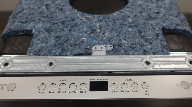 Bosch Ascenta 24" SS 15 Place Setting Integrated 48dBA Dishwasher SHXM4AY55N