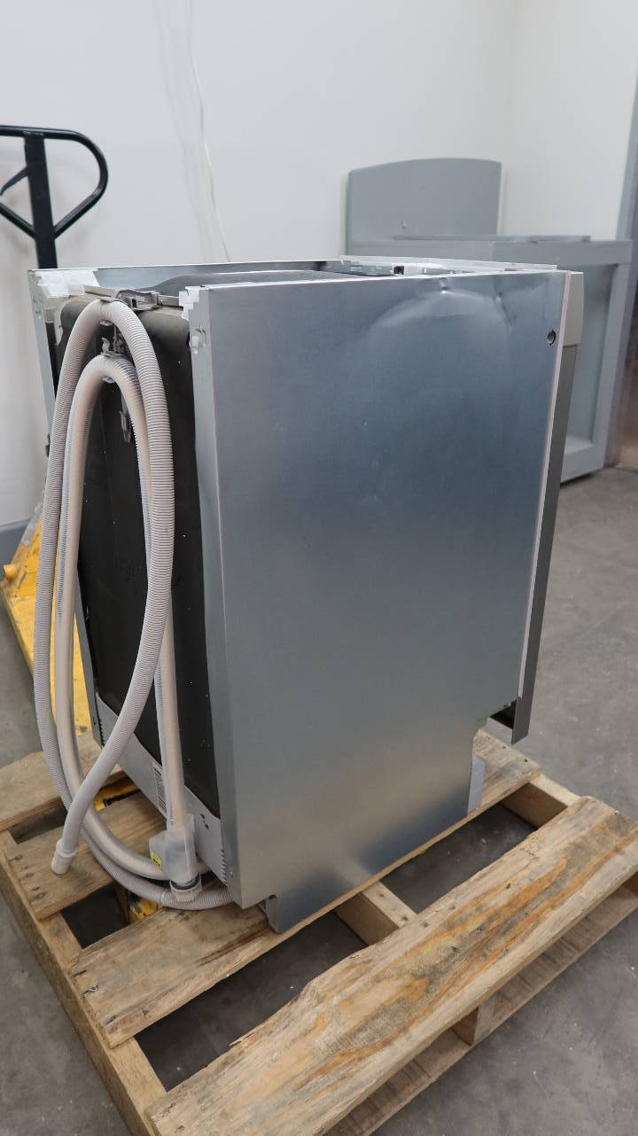 Bosch 300 18" 46 dBA InfoLight AquaStop Plus Built-In-Dishwasher SPE53U55UC - Alabama Appliance