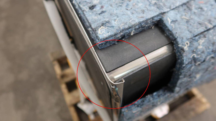 Bosch 300 Series 24" SS 3rd Rack 44 dBA Fully Integrated Dishwasher SHSM63W55N