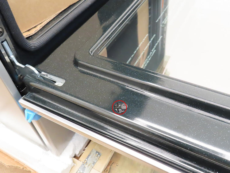 Bosch 800 Series HEI8056U 30" Warming Zone Slide-In Electric Range Full Warranty