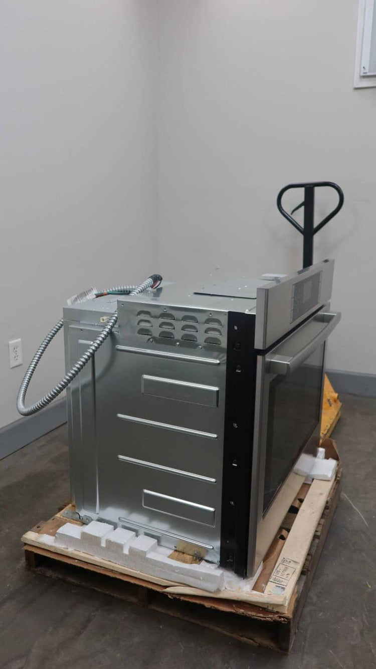 Bosch Benchmark Series 30" 14 Modes Single SS Electric Wall Oven HBLP451UC