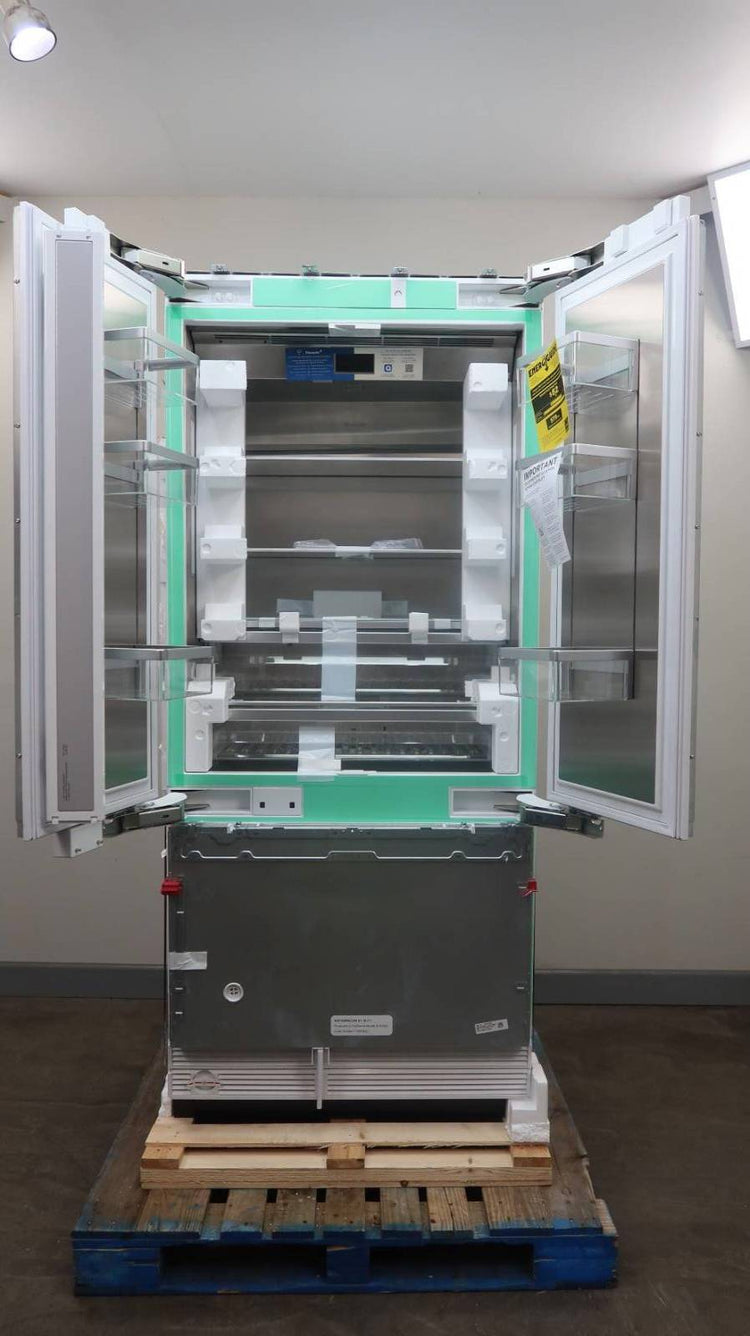 NIB Thermador Freedom Collect 36" 19.4 cu.ft French Door Refrigerator T36IT905NP
