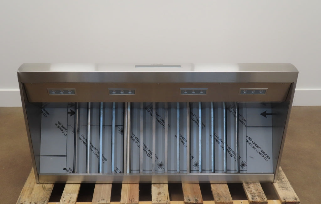 Thermador Professional Series PH48HWS 48" Delay Shut-Off 4-speed (Look at Pics)