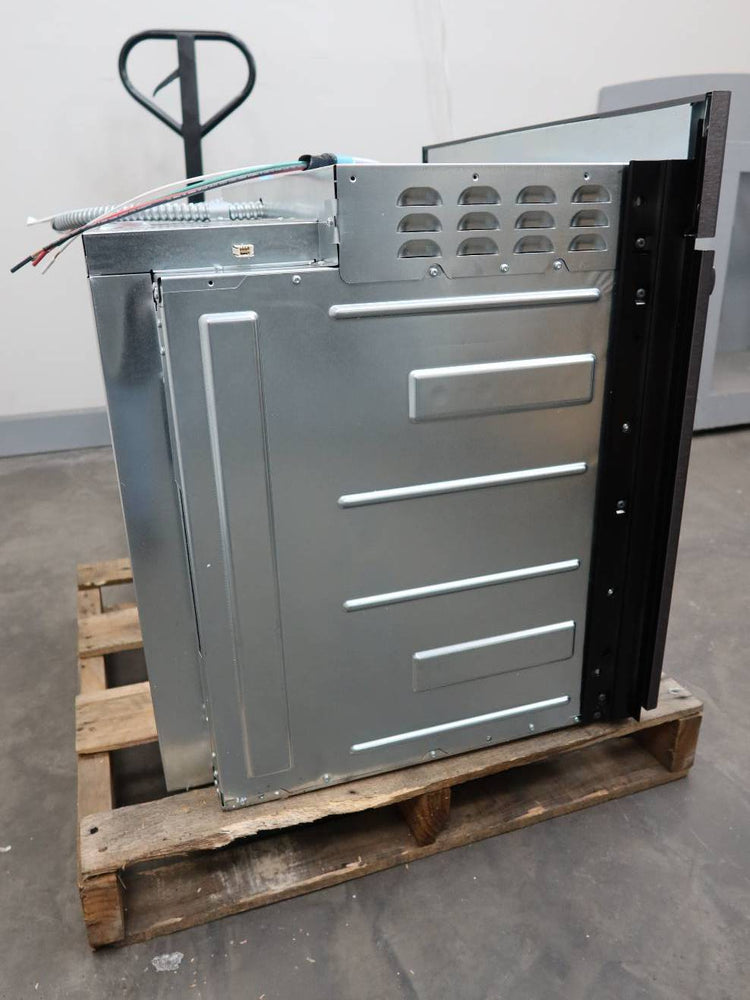 Bosch 30" Smart Single Electric Black Stainless 800 Series Wall Oven HBL8443UC