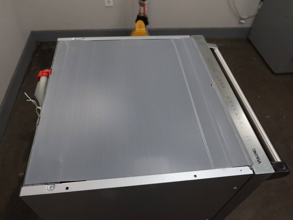 Viking 24" LCD Control Panel 8 Cycles Quiet Clean Stainless Dishwasher VDWU524SS