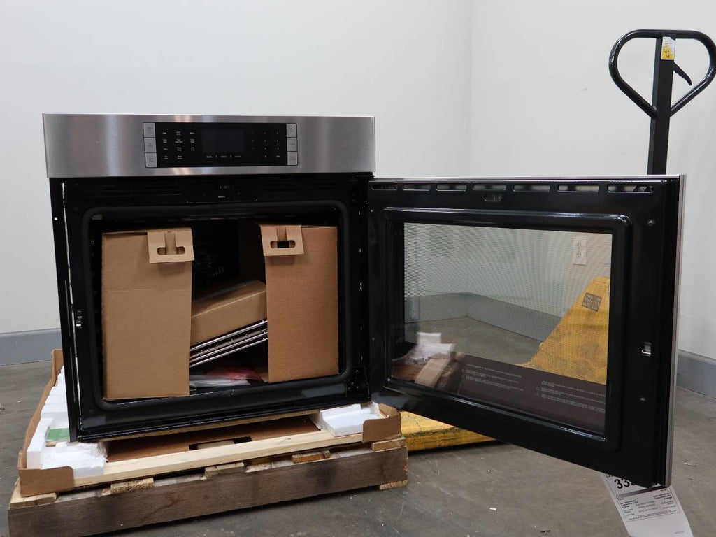 Bosch 30" 4.6 cu. ft Benchmark Series Single Electric Wall Oven HBLP451RUC