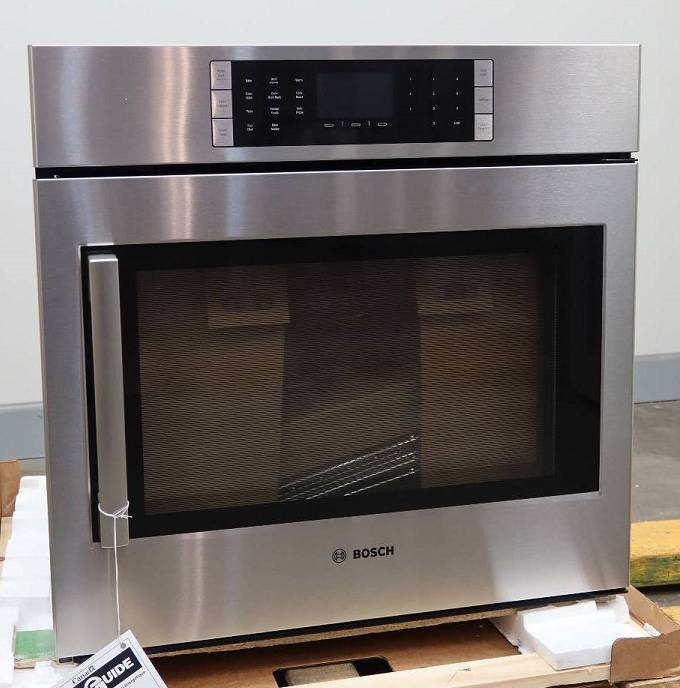 Bosch 30" 4.6 cu. ft Benchmark Series Single Electric Wall Oven HBLP451RUC