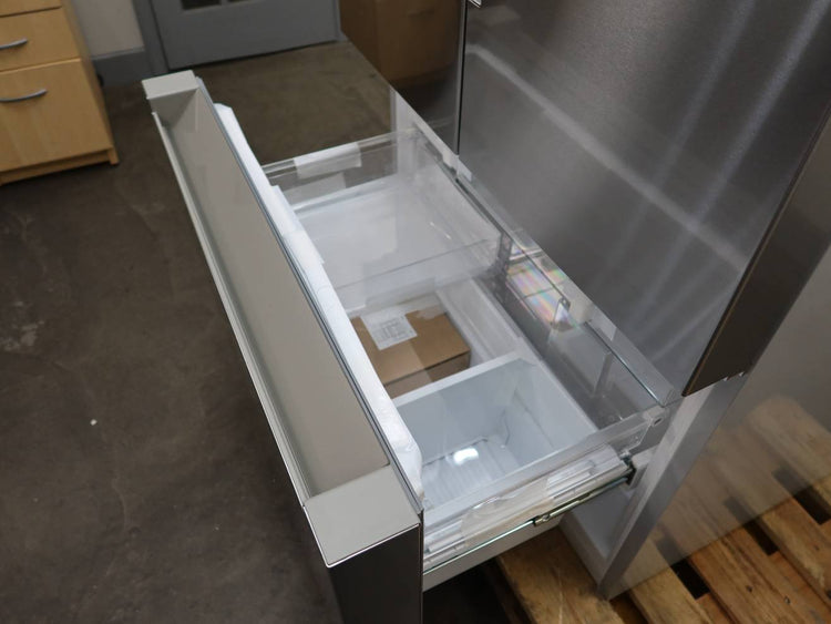 Bosch 36" Smart French Door Bottom Mount 800 Series Refrigerator B36CT81ENS