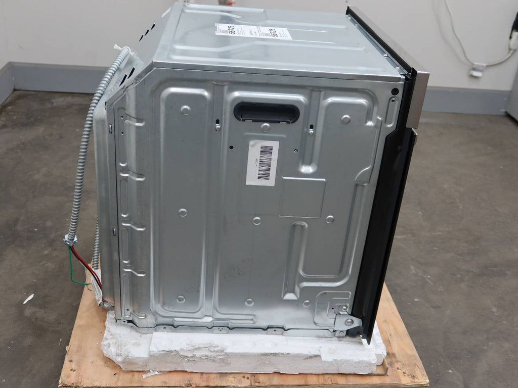 Bosch 500 Series 4 Inch Stainless Single Convection Electric Wall Oven HBE5453UC