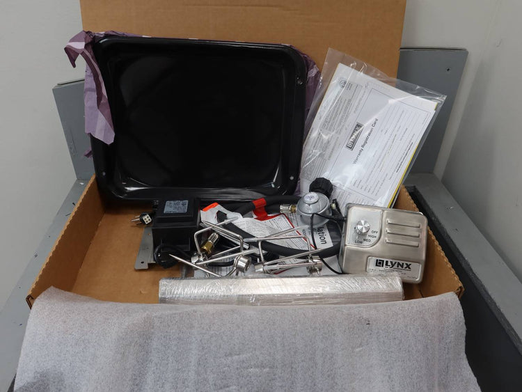 Lynx 54" SS 1555 sq.in. Surface Professional Grill Series Built-In Grill L54TRLP