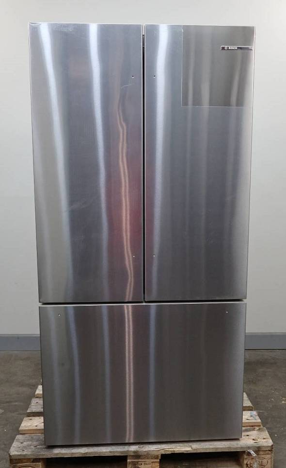 Bosch 36" LED 21 cu.ft. Smart French Door SS 800 Series Refrigerator B36CT80SNS