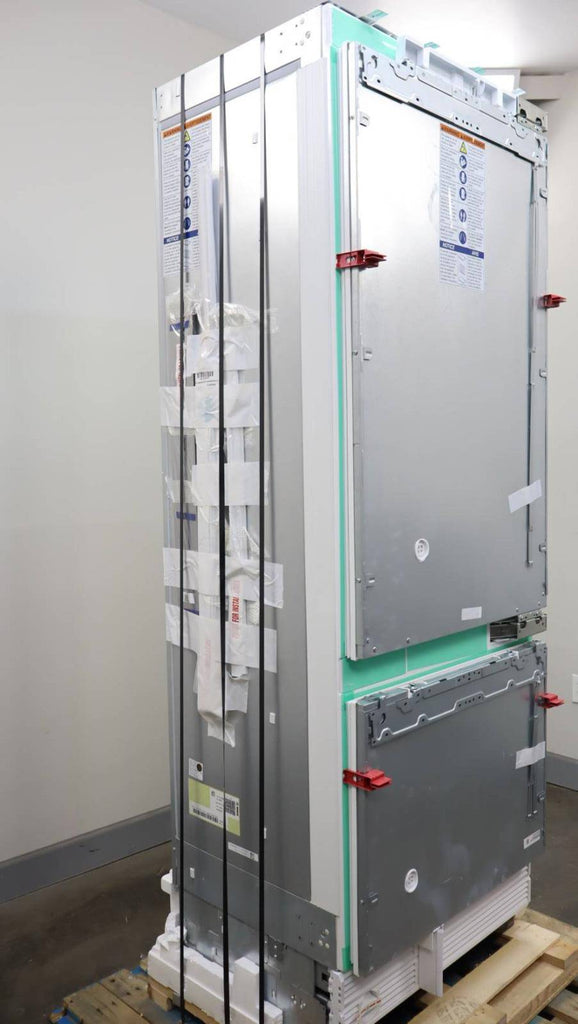 Bosch 30" Built-In Bottom Mount Benchmark Series Smart Refrigerator B30IB905SP