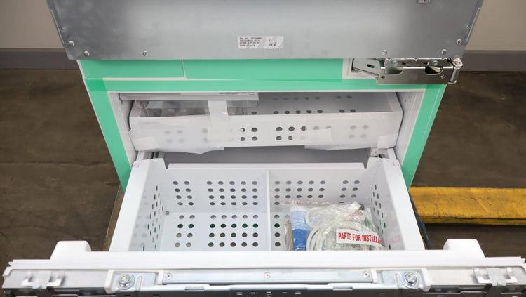 Bosch Benchmark Series B30IB905SP 30" Built-In Bottom Mount Refrigerator Images