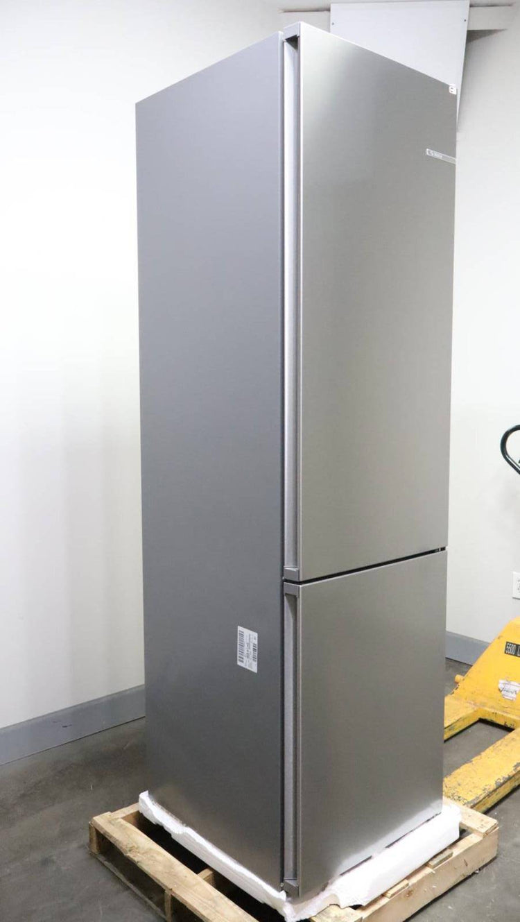 Bosch 24" Freestanding 500 Series Bottom Freezer Smart Refrigerator B24CB50ESS