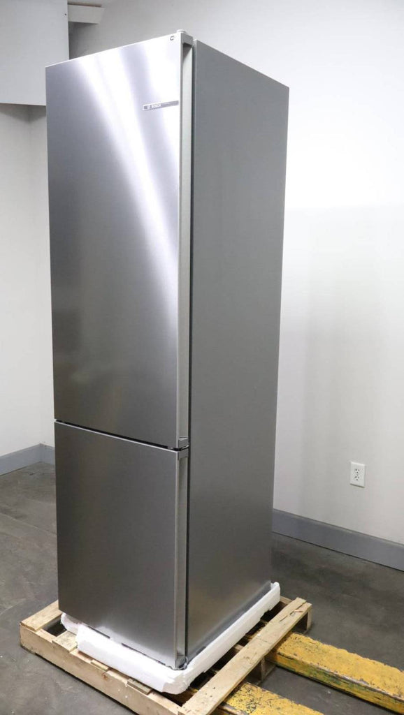 Bosch 24" Freestanding 500 Series Bottom Freezer Smart Refrigerator B24CB50ESS