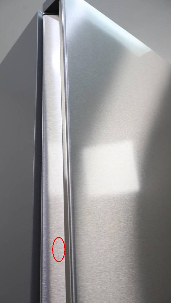 Bosch 24" Freestanding 500 Series Bottom Freezer Smart Refrigerator B24CB50ESS